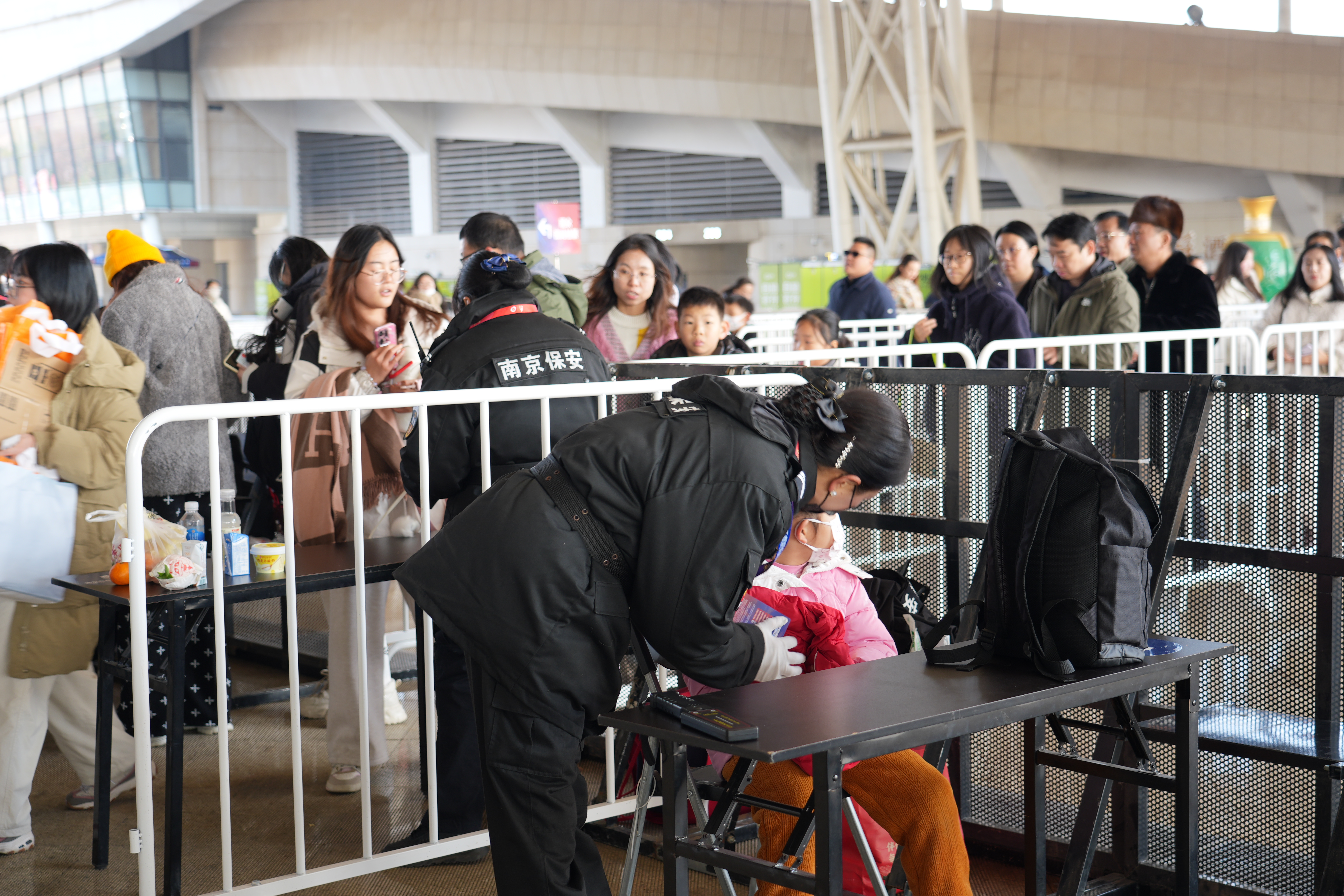 E:/25.12.10后 上傳網(wǎng)站留存/“安保鐵軍、硬核保障”2025系列報道四十一——乒超巔峰對決耀金陵 南京市保硬核護航筑平安/DSC06736.JPGDSC06736